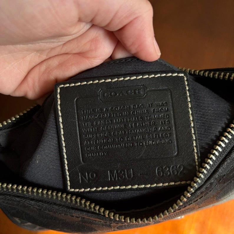 Vintage COACH Demi 6362 Hampton Signature Shoulder Bag – Black (2003) 👜