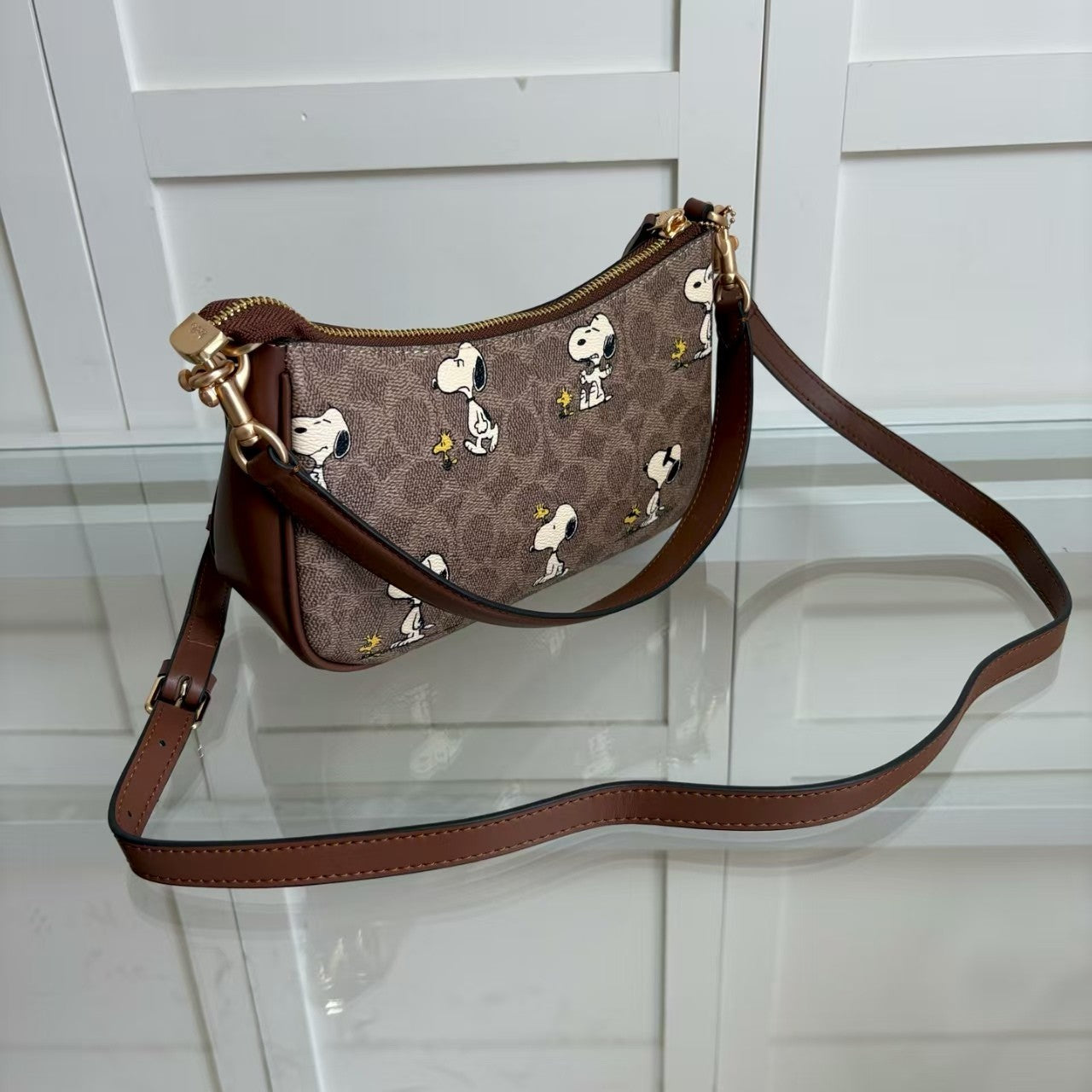 Coach Signature Canvas Tote Bag – Beige Monogram 🤎