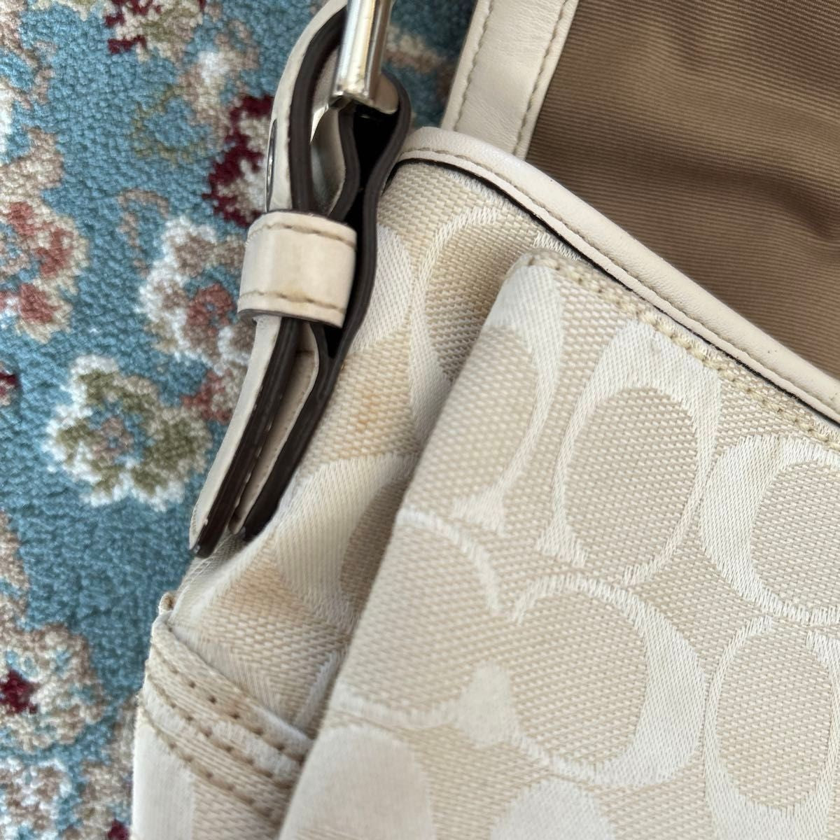 Vintage Coach Soho Shoulder Bag – White Leather 🤍