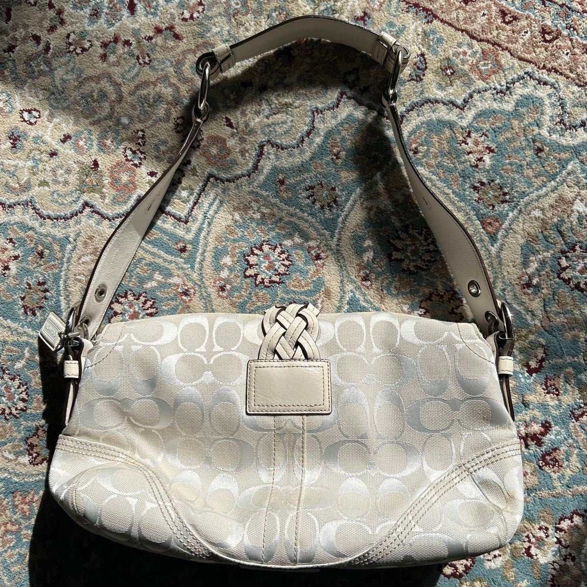 Vintage Coach Soho Shoulder Bag – White Leather 🤍