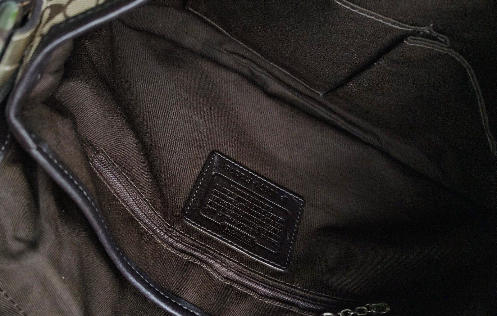 Vintage Coach Patchwork Soho Bag – Signature C + Gold Lame ✨