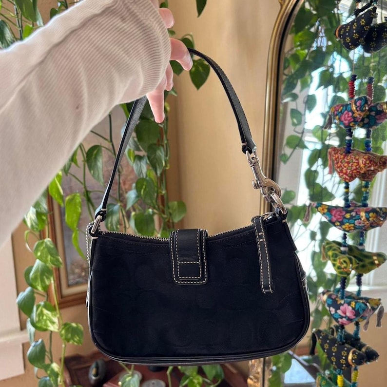 Vintage COACH Demi 6362 Hampton Signature Shoulder Bag – Black (2003) 👜