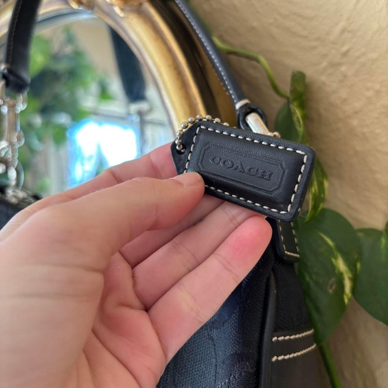 Vintage COACH Demi 6362 Hampton Signature Shoulder Bag – Black (2003) 👜