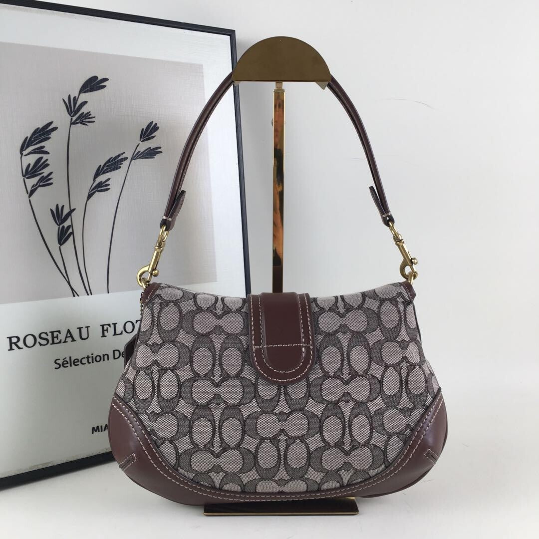 Coach Soho Shoulder Bag – Signature Jacquard CJ814 🤎👜