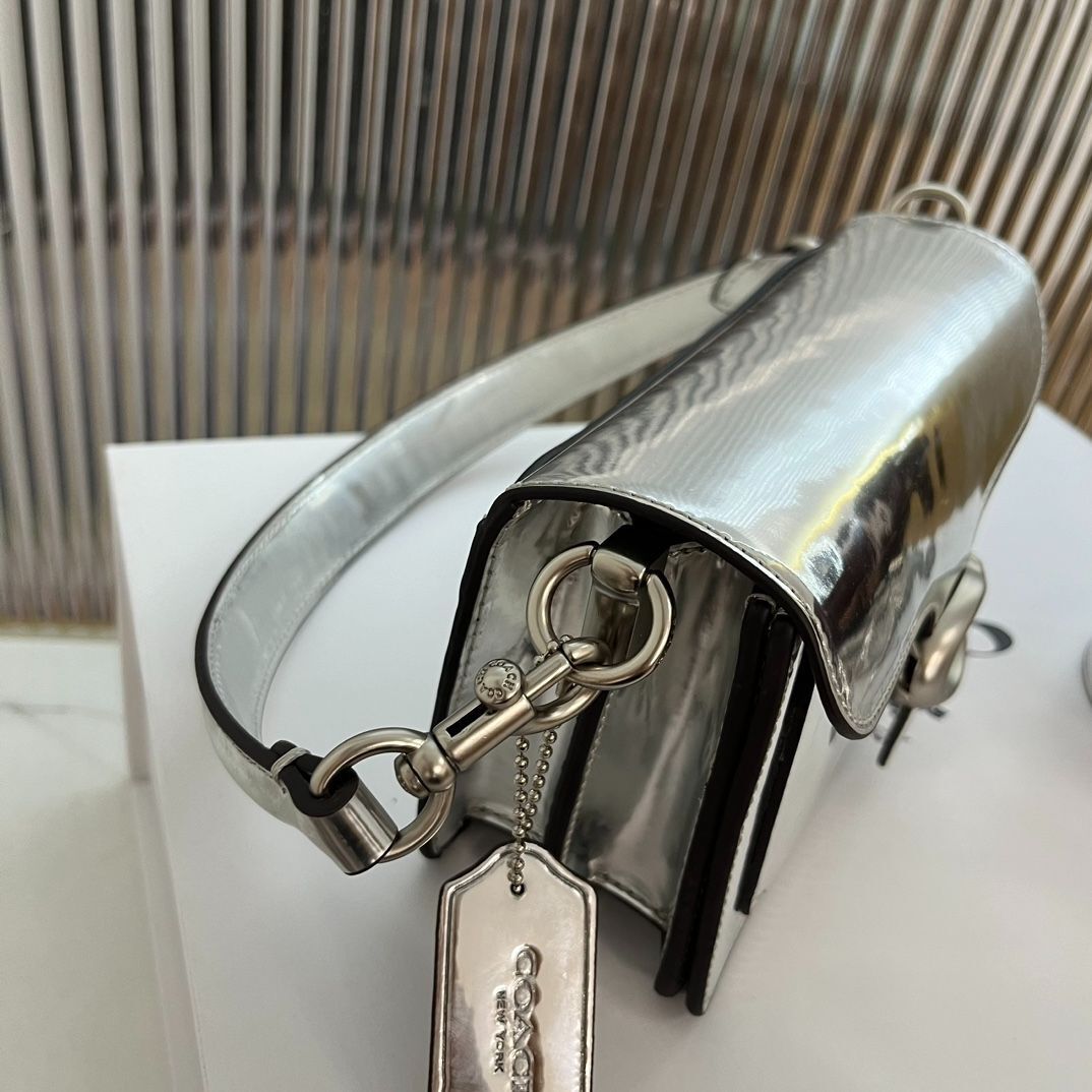 COACH Tabby Shoulder Bag 20 CM539 – Silver Metallic Leather