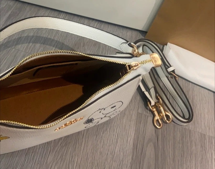 Coach x Peanuts CBJ76 Shoulder Bag Brown & Snoopy Edition 👜💫