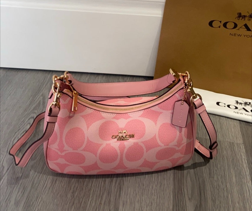 Coach Teri Hobo Bag – Powder Pink Canvas & Leather 🌸