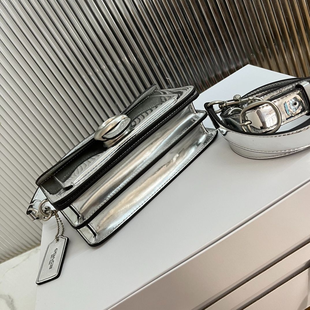 COACH Tabby Shoulder Bag 20 CM539 – Silver Metallic Leather