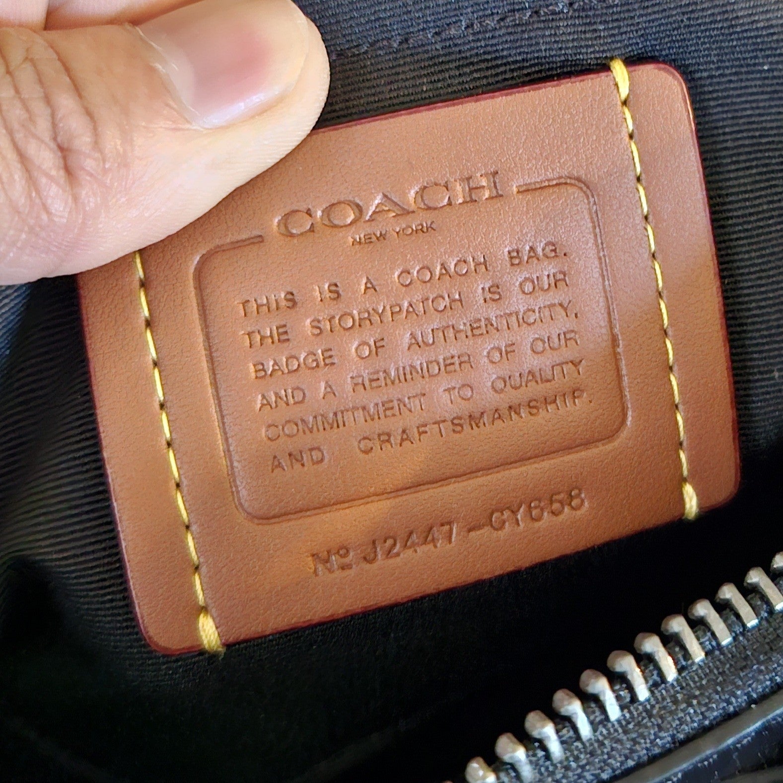 Coach Ashton Bag – Charcoal Shearling & Leather 🖤