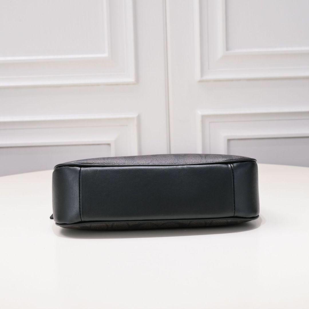 COACH Teri Shoulder Bag CA548 in Signature Canvas Brown