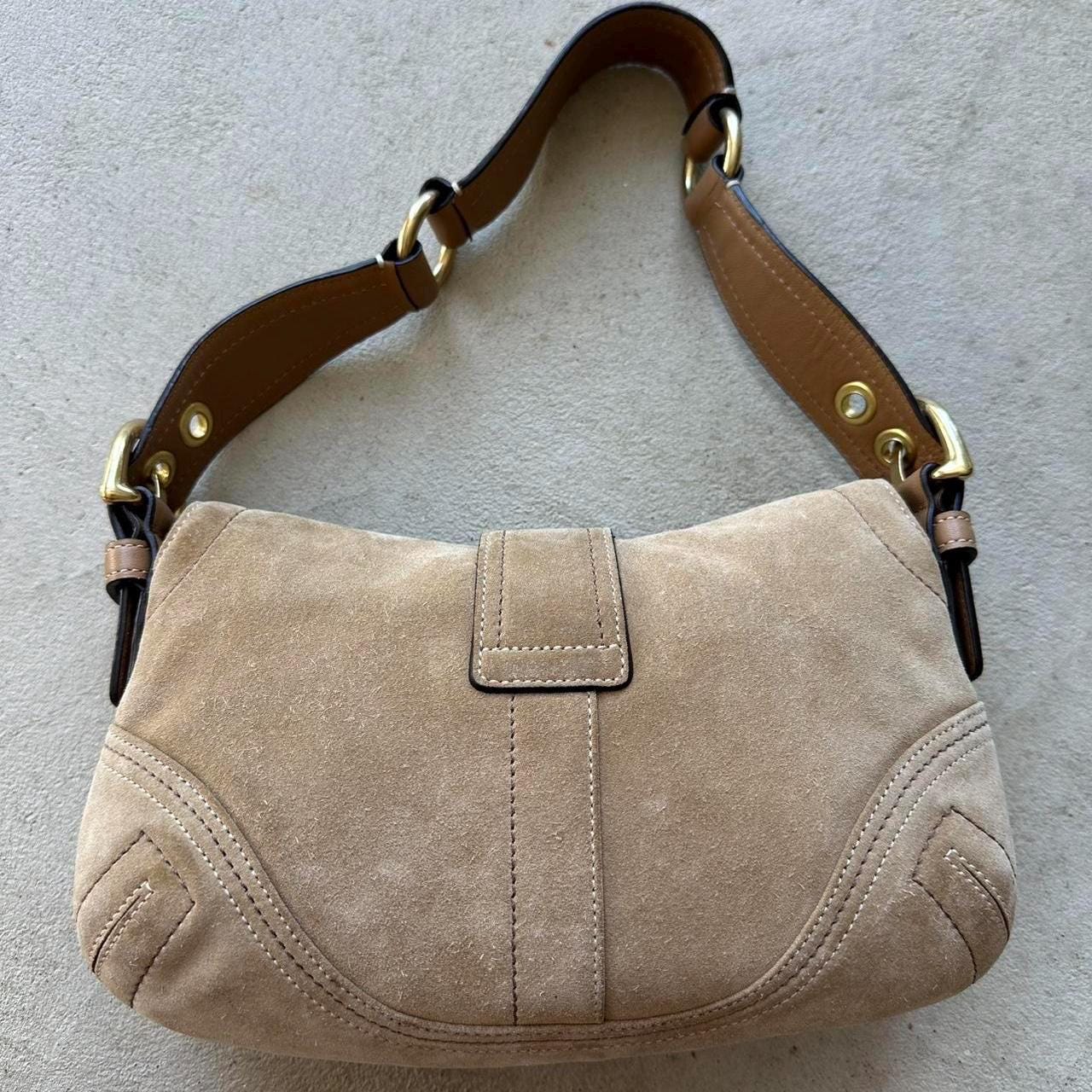 Vintage Y2K Coach Tan Suede Mini Soho Shoulder Bag 👜✨