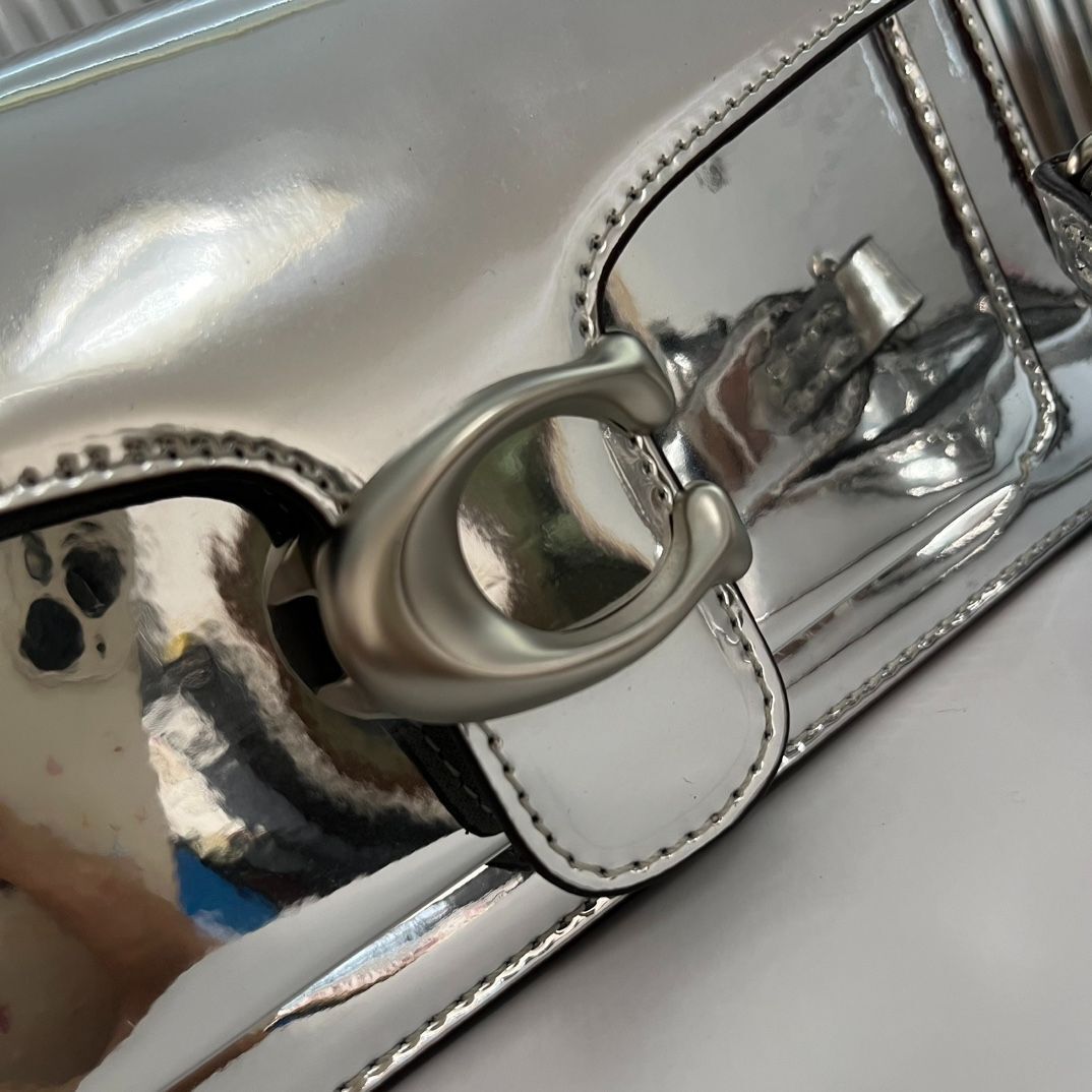 COACH Tabby Shoulder Bag 20 CM539 – Silver Metallic Leather