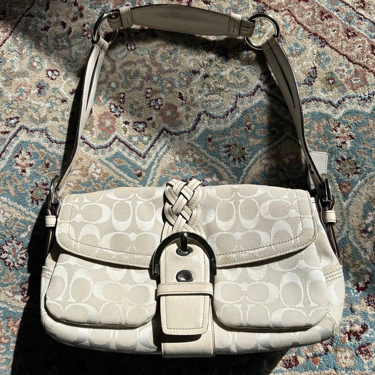 Vintage Coach Soho Shoulder Bag – White Leather 🤍